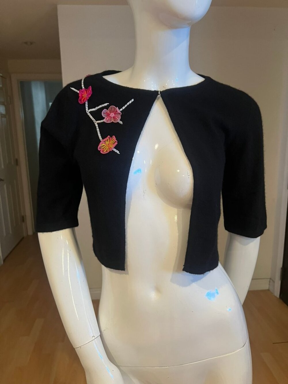 Y2K VINTAGE MATTHEW WILLIAMSON CASHMERE BOLERO CARDIGAN SZ 36 / SML W/ ROSETTES